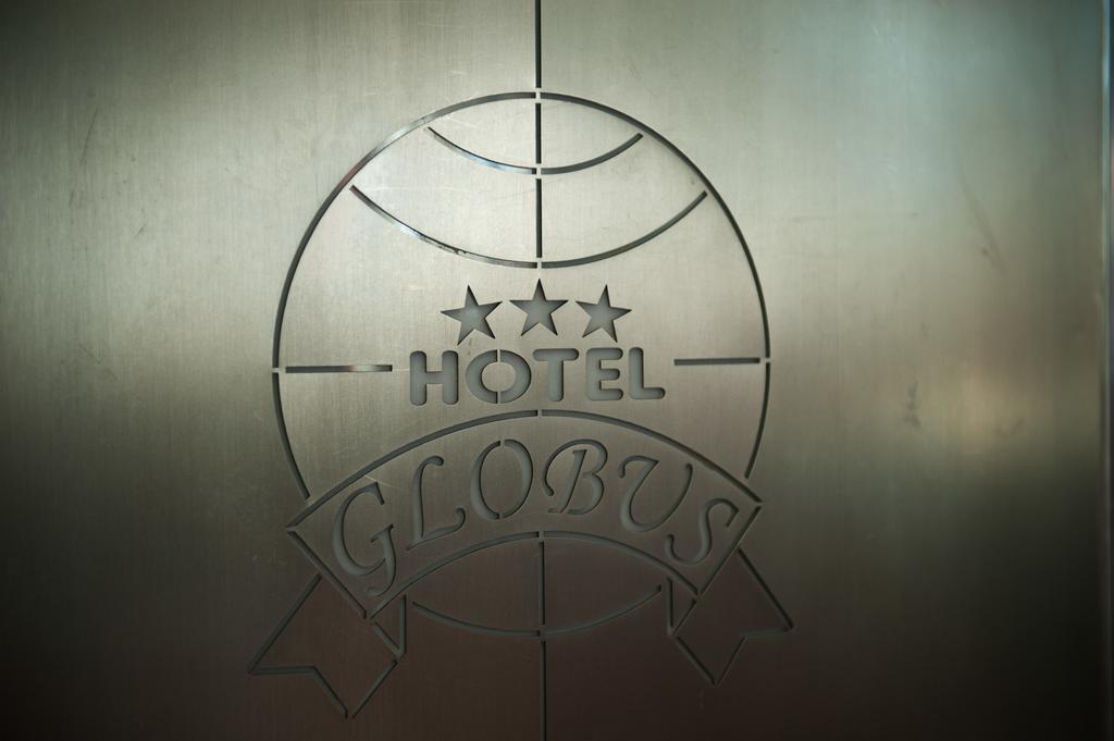 Globus Hotel Plovdiv Buitenkant foto